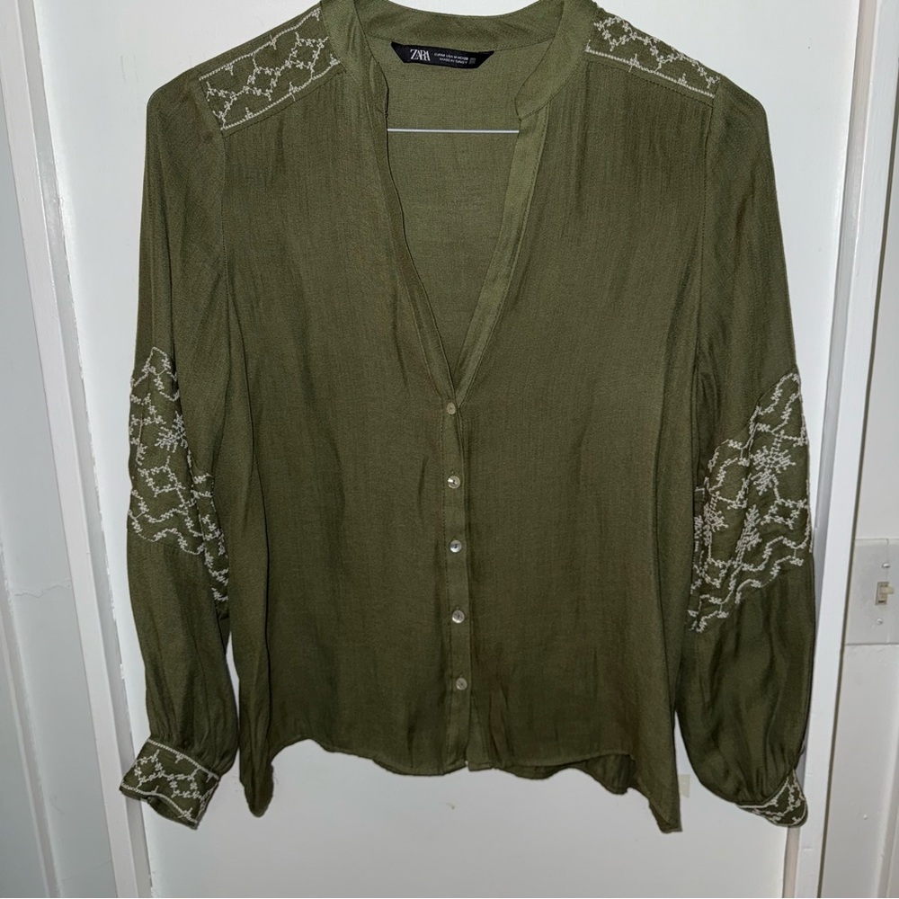 Zara Embroidered Blouse - Picture 3 of 5